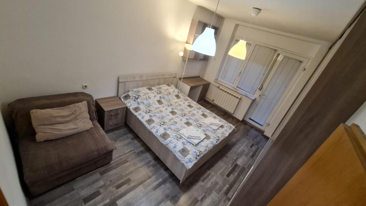 Center Cosy Apartment سكوبجي المظهر الخارجي الصورة