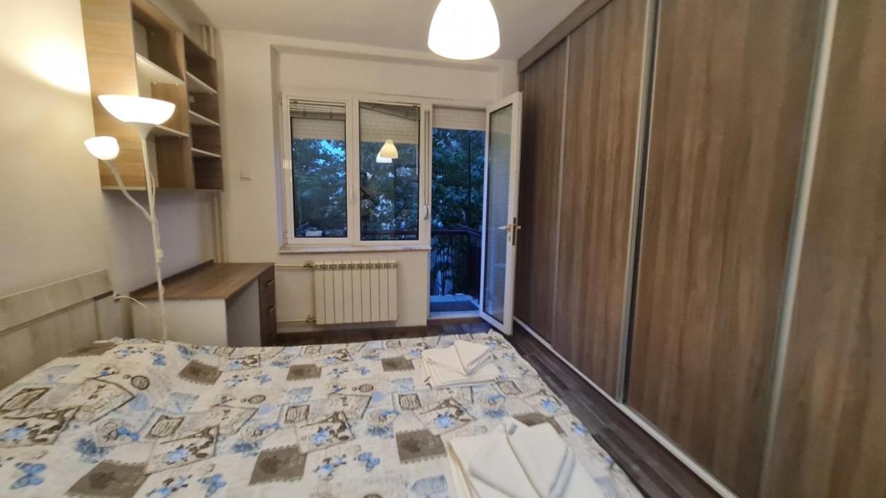 Center Cosy Apartment سكوبجي المظهر الخارجي الصورة